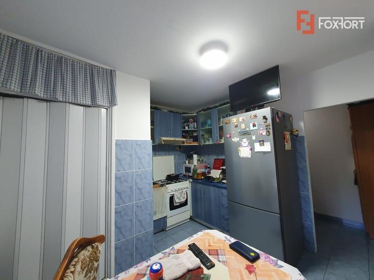 Apartament cu 3 camere semidecomandat în Kiriac