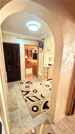 Apartament cu 2 camere decomandat în Dacia