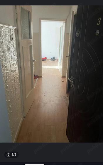Apartament cu 2 camere semidecomandat în Giurgiului