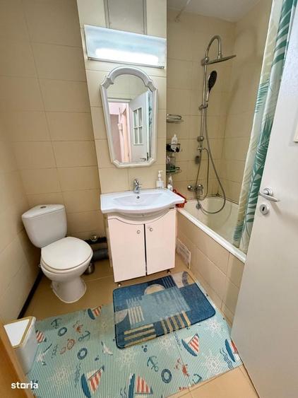Apartament cu 2 camere decomandat în Metalurgie