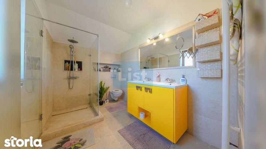 Casă cu 5 camere cu Teren 1500 Mp în Apahida