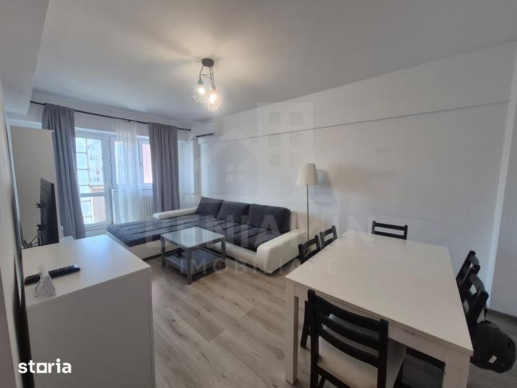 Apartament cu 3 camere decomandat în Calea București