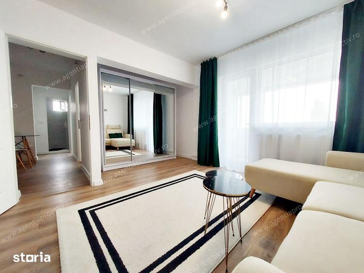 Apartament cu 4 camere decomandat în Central