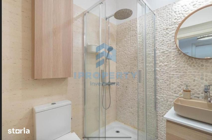 Apartament cu 3 camere semidecomandat, mobilat în Aviației