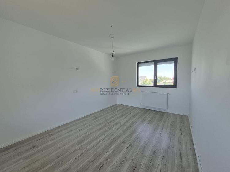 Duplex cu 4 camere cu Canalizare în Jilava