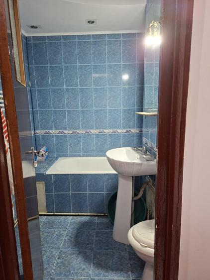 Apartament cu 2 camere decomandat în Găvana 3