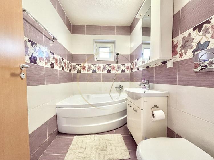Apartament cu 3 camere decomandat, mobilat în Aradului