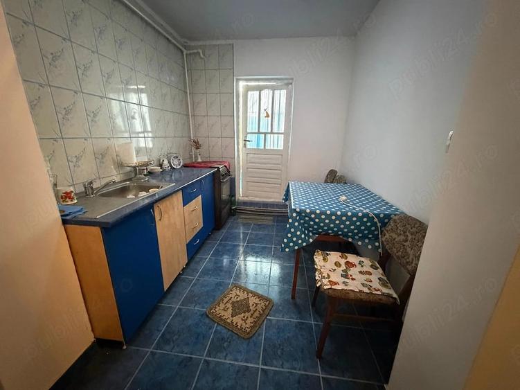Apartament cu 3 camere decomandat în Exterior Vest