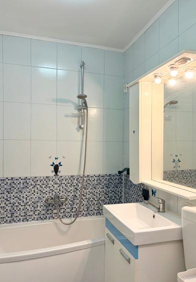 Apartament cu 3 camere semidecomandat în Drumul Taberei