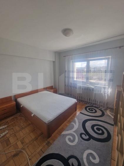 Apartament cu 3 camere decomandat, mobilat în George Enescu
