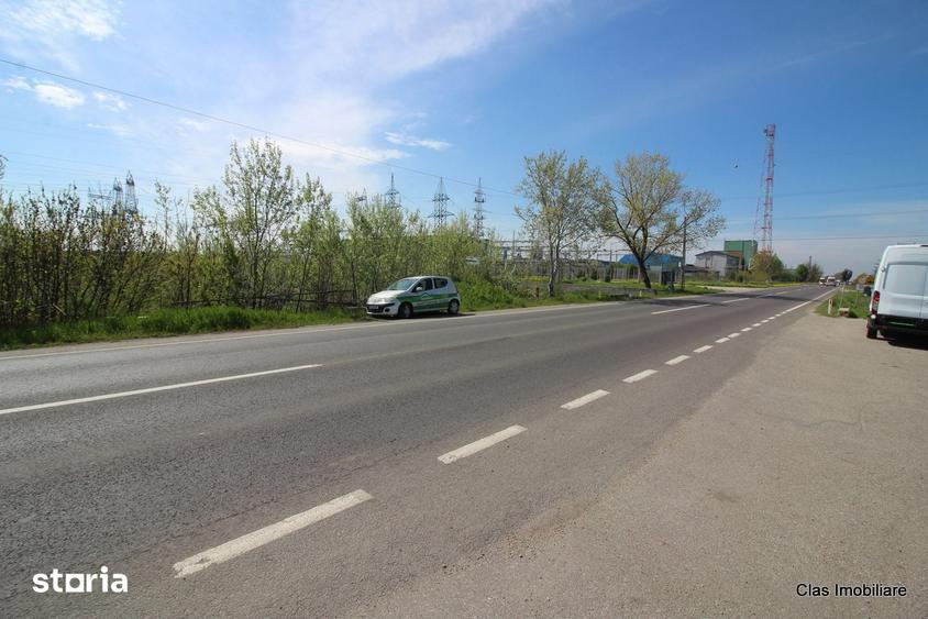Teren de 7758 mp, în Central