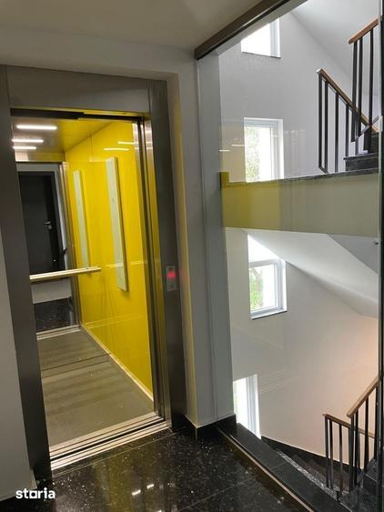 Apartament cu 4 camere decomandat, mobilat în Băneasa