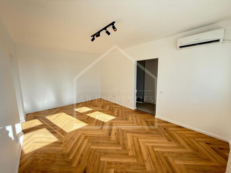 Apartament cu 2 camere decomandat în 1 Mai