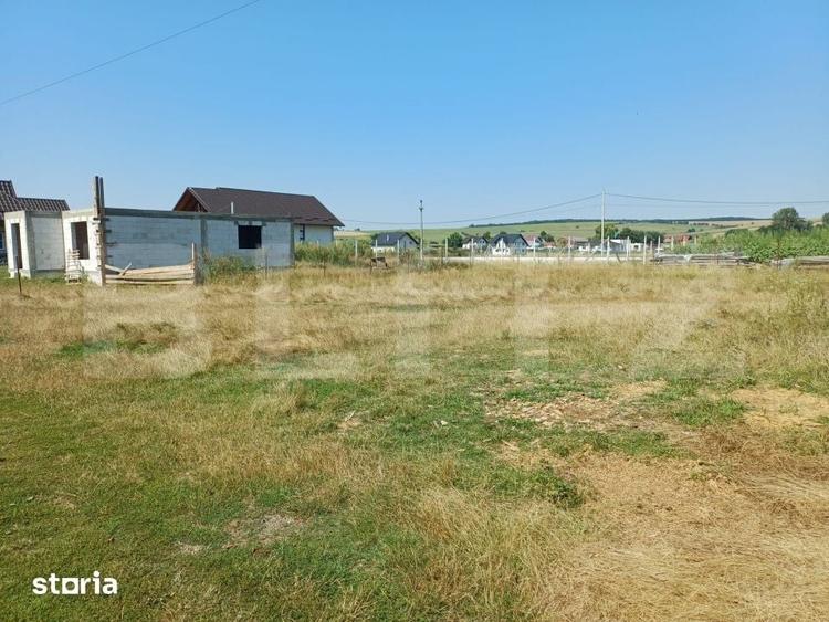 Teren de vanzare intravilan, 808 mp, zona Costana - 3