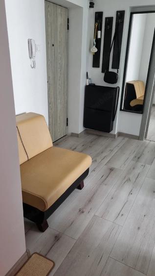 Apartament cu 2 camere decomandat în Basarabia