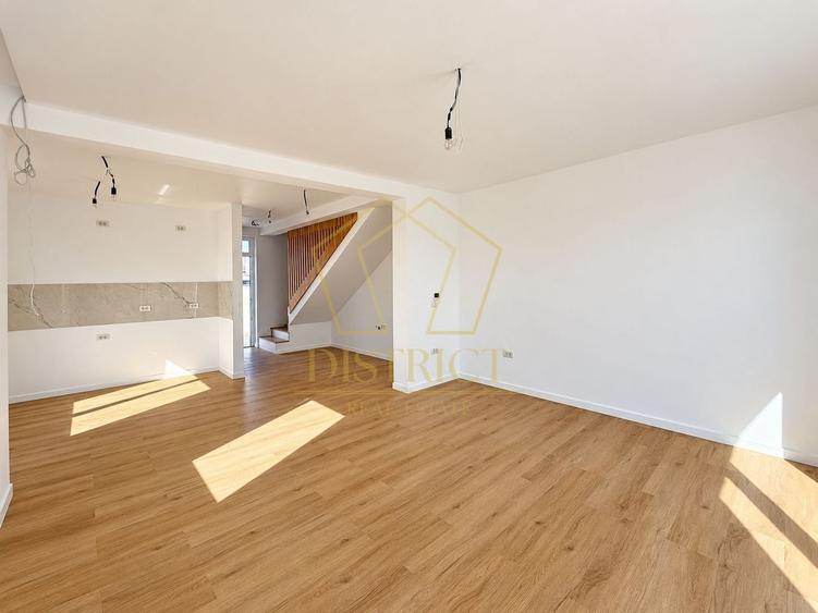 Duplex cu 3 camere cu Canalizare în Moșnița Nouă