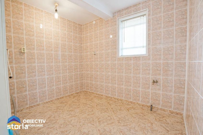 Casă cu 5 camere cu Teren 500 Mp în Central