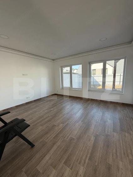 Casă cu 4 camere cu Teren 250 Mp în Central