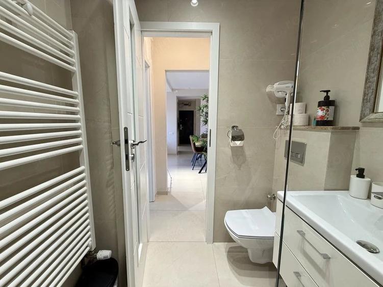 Unicat in Pia?a Romana! 2 camere, 53 mp, renovat integral cu designer - 5