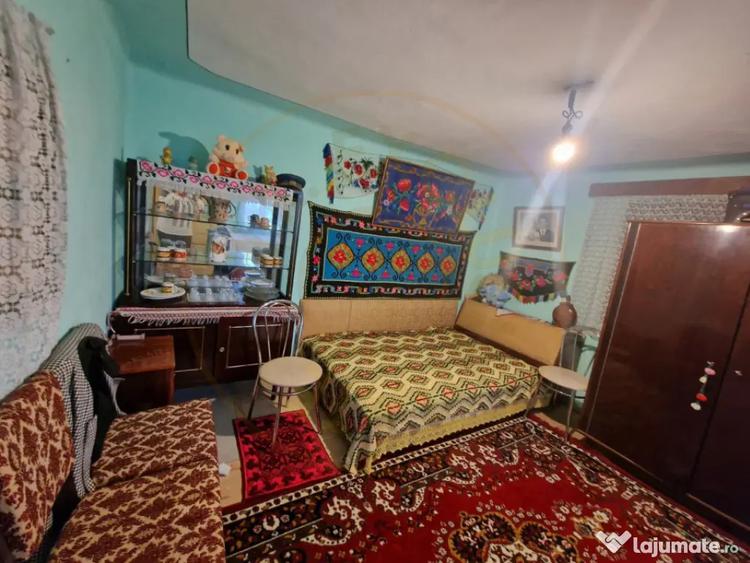 Casă cu 3 camere cu Teren 2100 Mp în Lunca