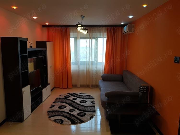 Apartament cu 3 camere decomandat în Dacia