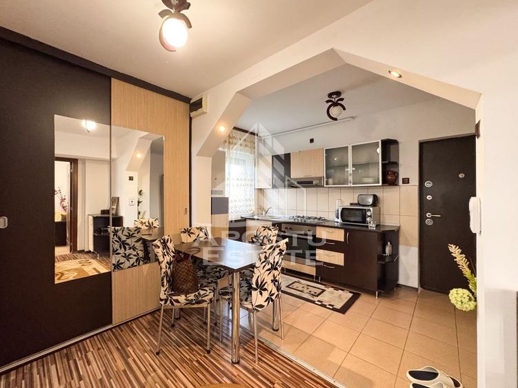 Apartament cu 2 camere decomandat în 22 Decembrie