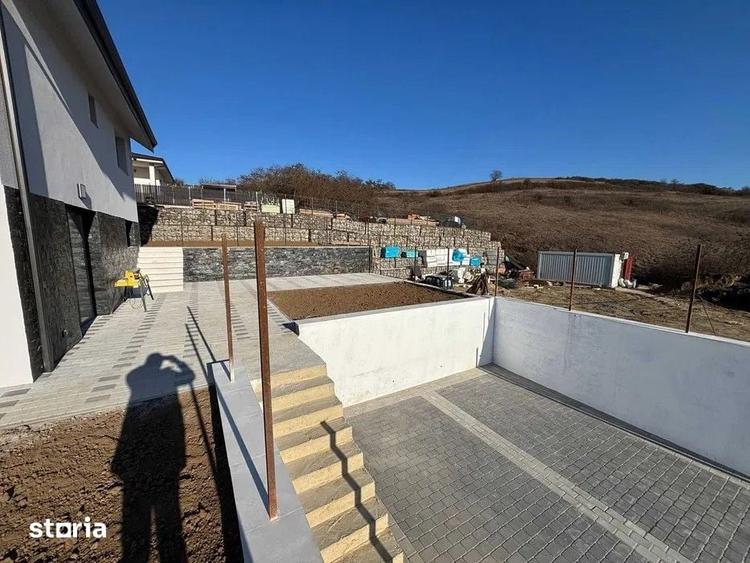 Casă cu 4 camere cu Teren 500 Mp în Baciu