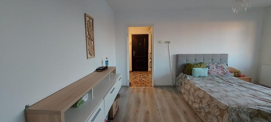 Apartament cu 2 camere nedecomandat în Central
