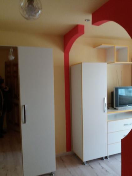 Garsonieră decomandată în Central