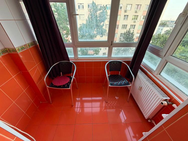 Apartament cu 2 camere decomandat în 1 Decembrie 1918