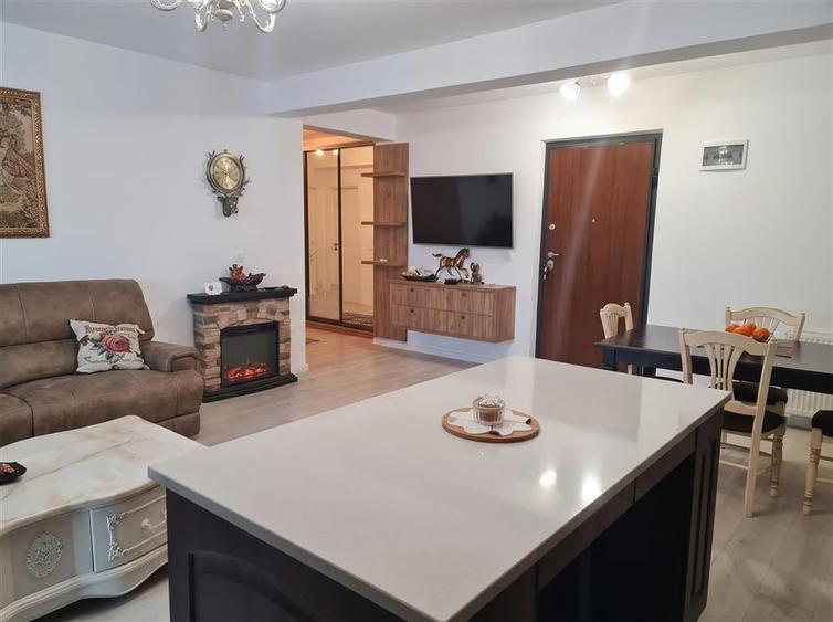 Apartament cu 3 camere decomandat, mobilat în Burdujeni