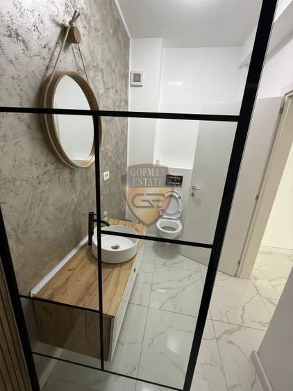 Apartament cu 4 camere decomandat, mobilat în Nord