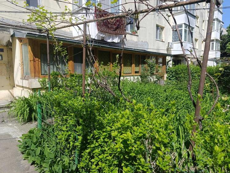 Vand apartament 2 camere - 12