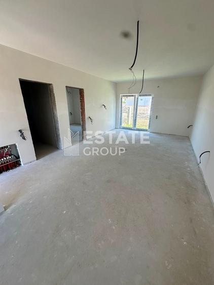 Duplex cu 3 camere cu Canalizare în Moșnița Nouă