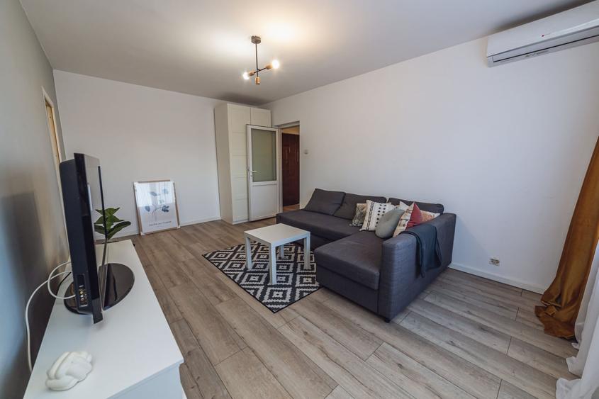 Apartament cu 2 camere semidecomandat, mobilat în Iancului