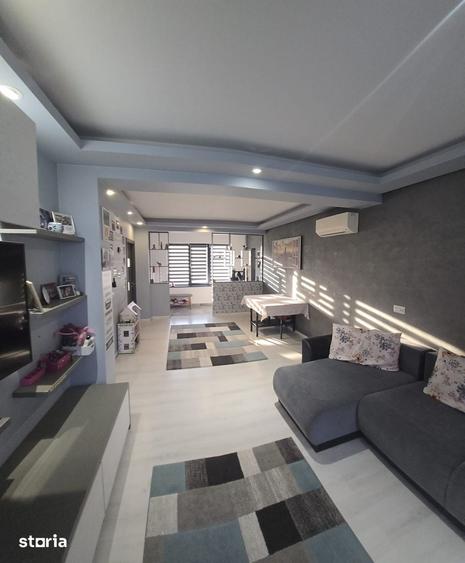 Apartament cu 3 camere în Brăilei