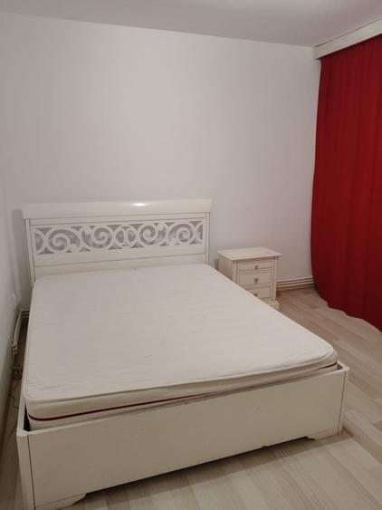 Apartament cu 2 camere semidecomandat în Tătărași