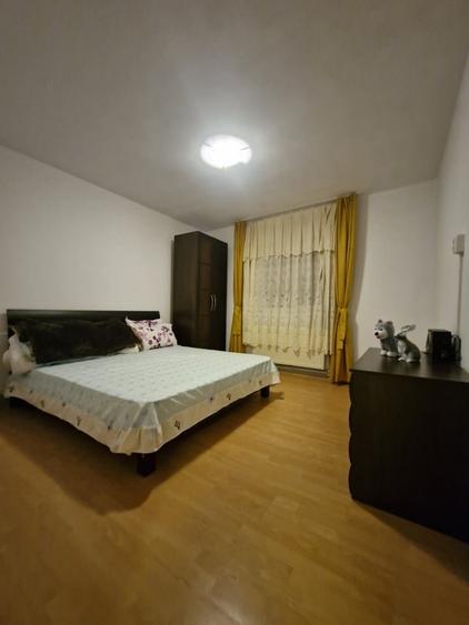 Casă cu 4 camere cu Teren 1000 Mp în Central