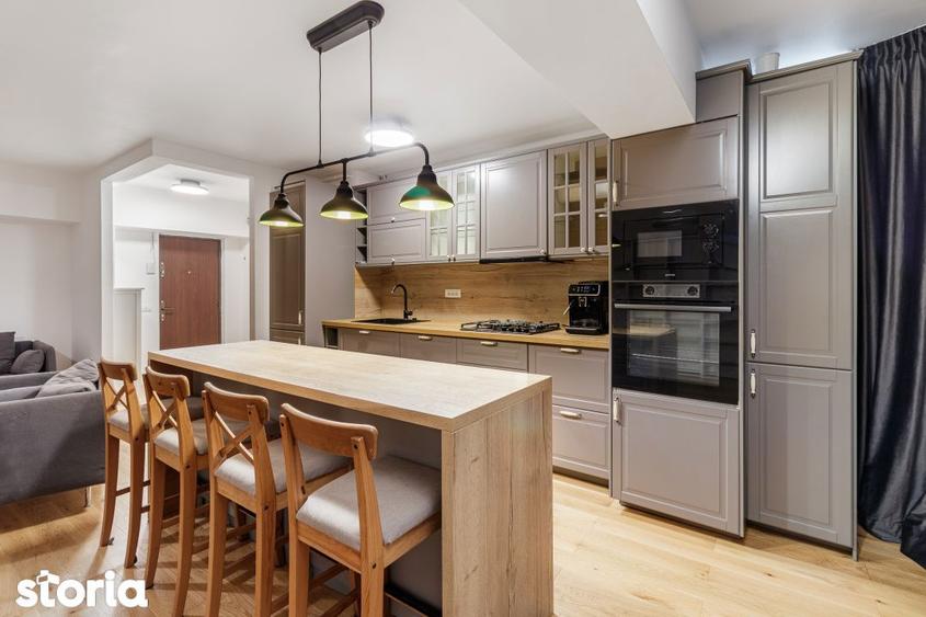 Apartament cu 4 camere decomandat, mobilat în Pantelimon