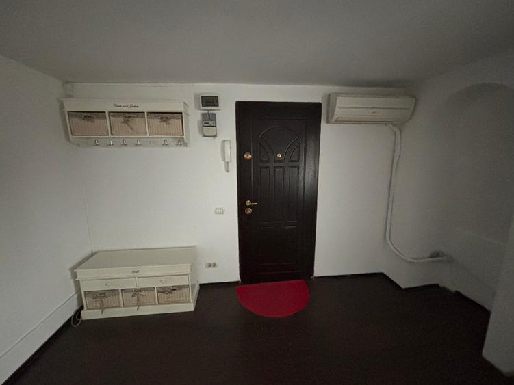 Birou, de 50 mp, în Gara de Nord
