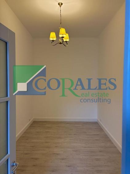 Apartament cu 3 camere semidecomandat în Ultracentral