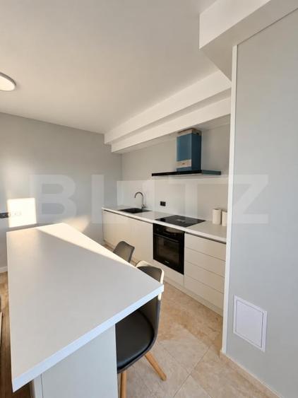 Apartament cu 2 camere semidecomandat, mobilat în Zorilor