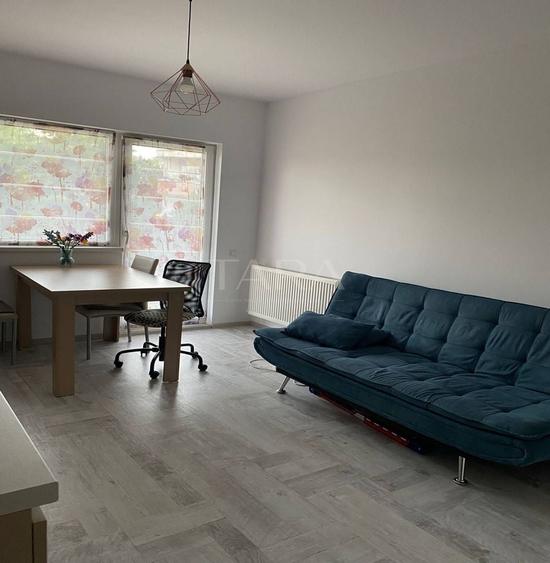 Apartament cu 2 camere semidecomandat, mobilat în Zorilor — fotografia 1