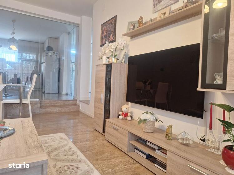 Casă cu 3 camere cu Teren 264 Mp în Dumbrăvița