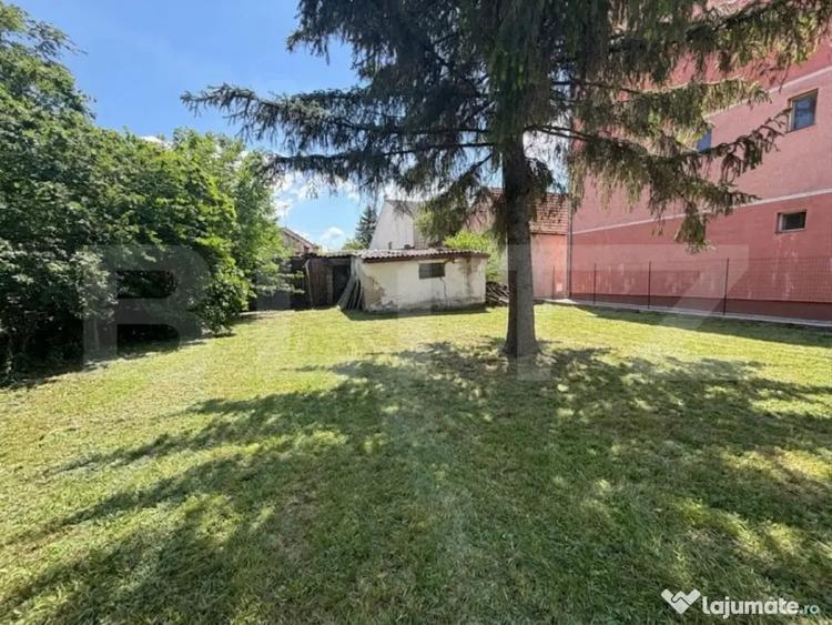 Casă cu 3 camere cu Teren 622 Mp în Central