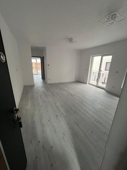 Apartament cu 2 camere semidecomandat în Braytim
