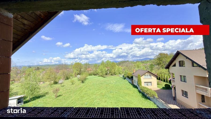 Casă cu 4 camere cu Teren 4563 Mp în Bughea de Sus