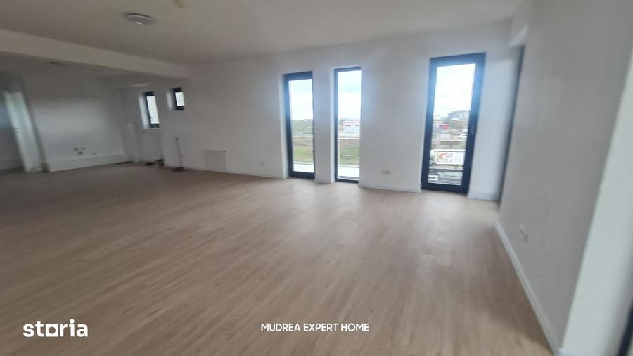 Spațiu comercial, de 150 mp, în Tunari