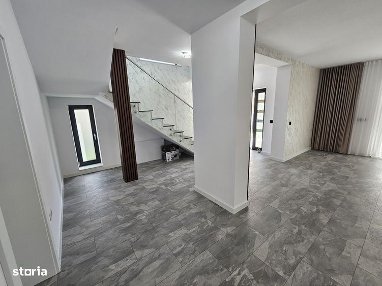 Casă cu 4 camere în Teilor