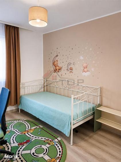 Apartament cu 3 camere decomandat în Ciurea